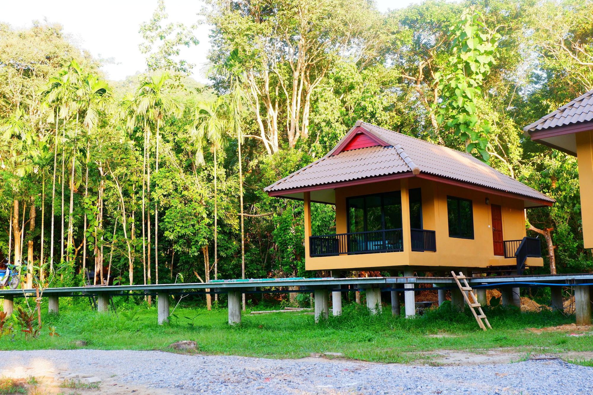 Art'S Riverview Lodge Khao Sok National Park Exterior foto