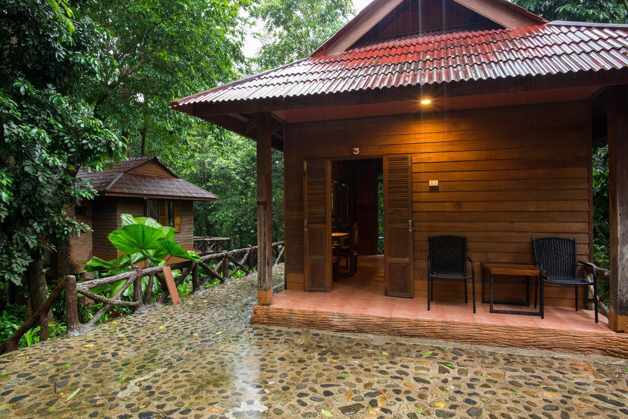 Art'S Riverview Lodge Khao Sok National Park Exterior foto
